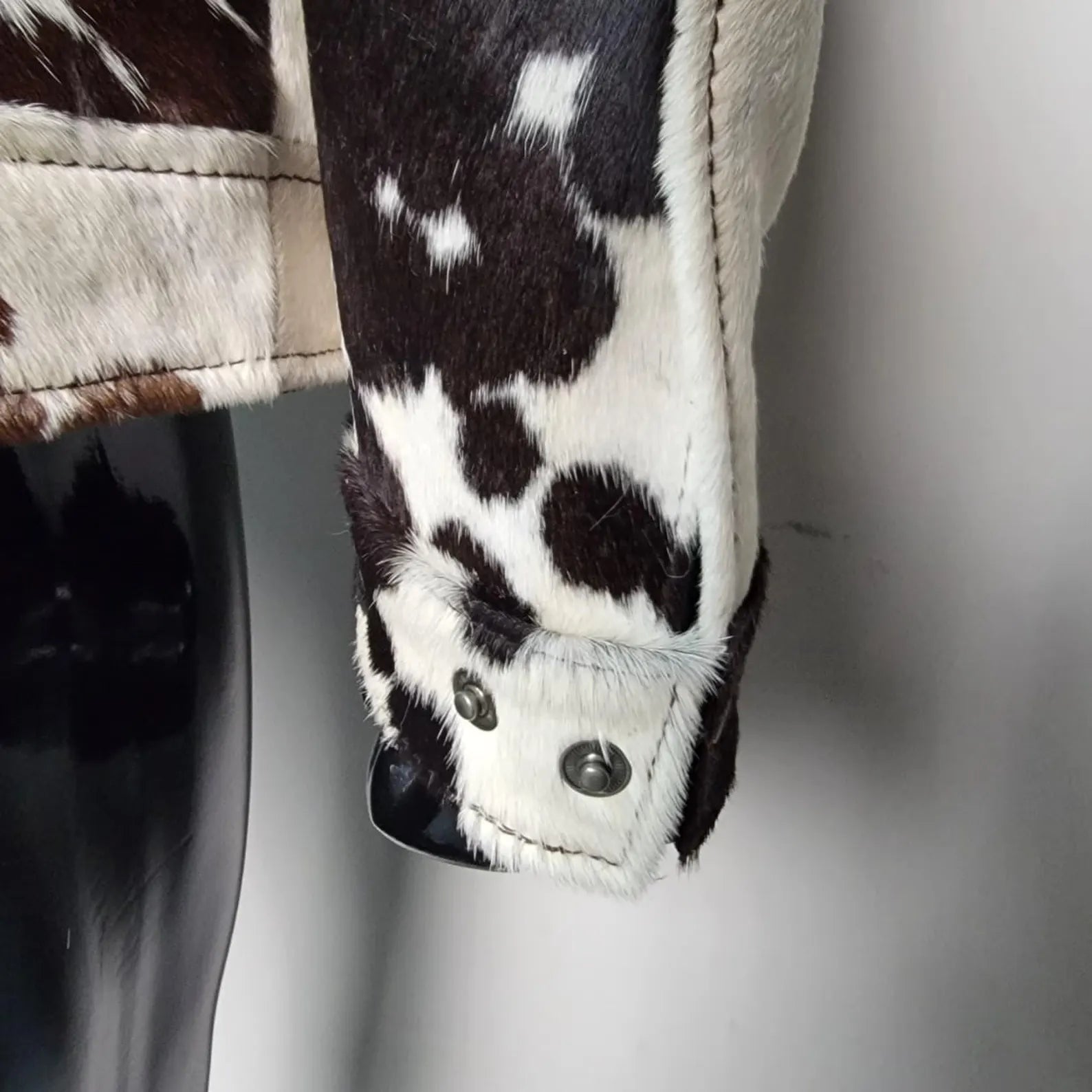 Handmade Brown Cowhide Jacket – Western Hair on Hide Leather Biker Coat for Men